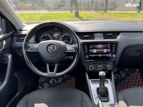 Skoda Octavia 2020 - фото 24