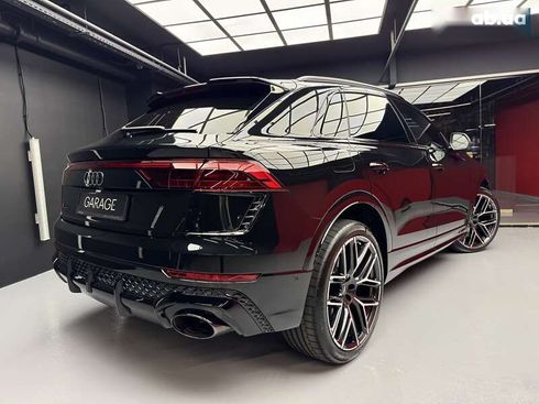 Audi RS Q8 2024 - фото 19