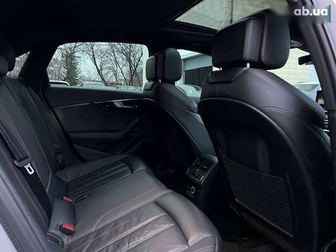 Audi A4 2017 - фото 28