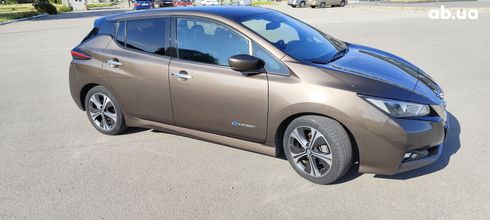 Nissan Leaf 2018 коричневый - фото 3