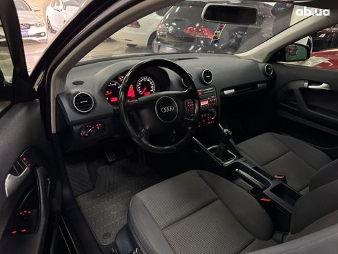 Audi A3 2004 черный - фото 12