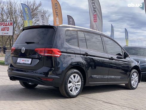 Volkswagen Touran 2020 - фото 13