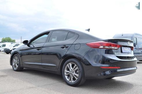 Hyundai Elantra 2017 - фото 16