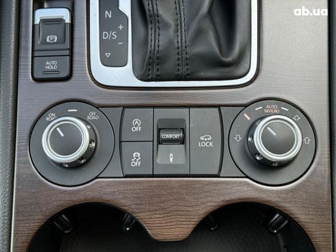 Volkswagen Touareg 2014 черный - фото 36
