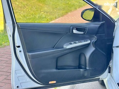 Toyota Camry 2014 - фото 21