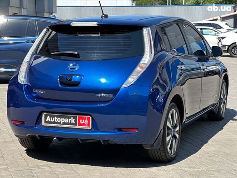 Nissan Leaf 2017 синий - фото 7