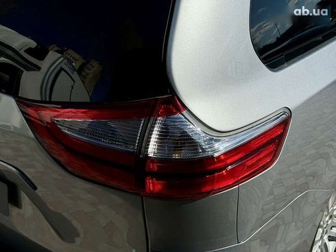 Toyota Sienna 2015 - фото 12