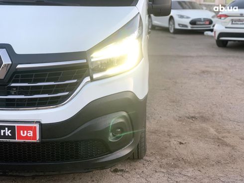 Renault Trafic 2020 белый - фото 26