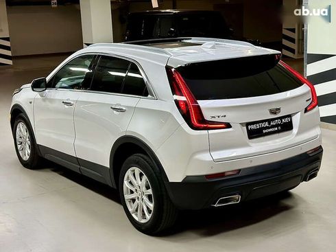 Cadillac XT4 2022 - фото 17