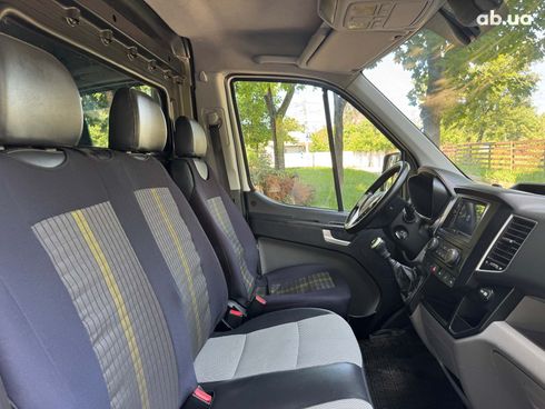 Hyundai H 300 2016 белый - фото 22