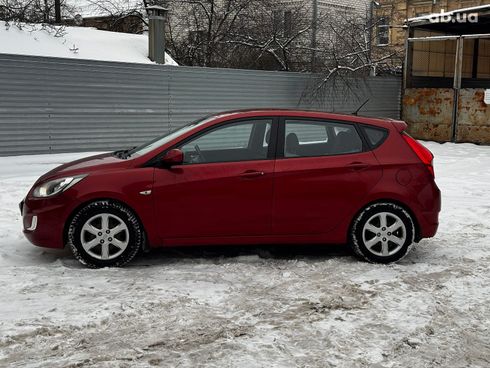 Hyundai Accent 2012 красный - фото 3