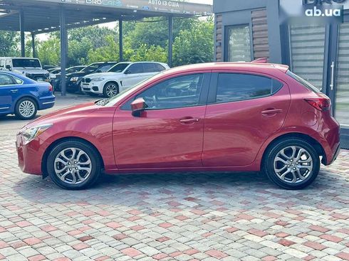 Toyota Yaris 2019 - фото 7