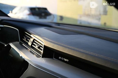 Audi E-Tron 2021 - фото 20
