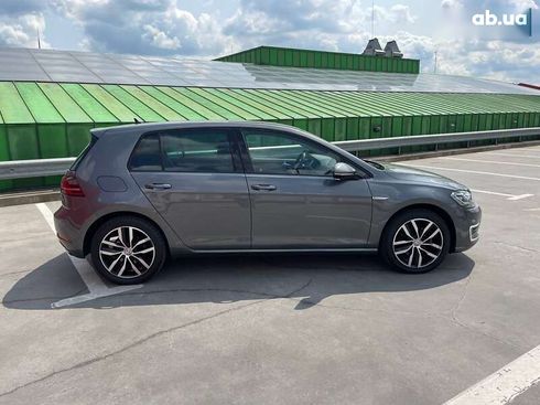 Volkswagen e-Golf 2019 - фото 4