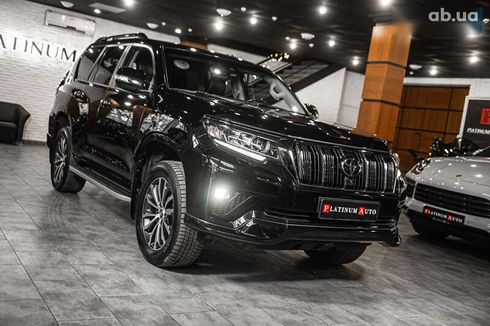 Toyota Land Cruiser Prado 2022 - фото 16