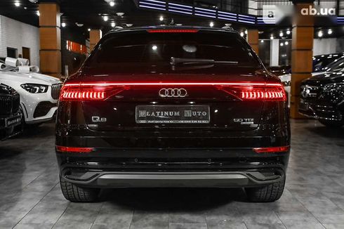 Audi Q8 2020 - фото 13