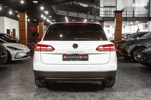 Volkswagen Touareg 2021 - фото 7