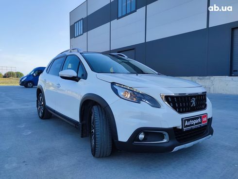 Peugeot 2008 2017 белый - фото 12