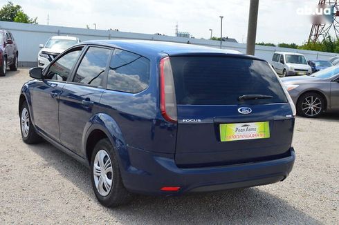 Ford Focus 2010 - фото 3