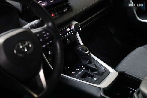 Toyota RAV4 2023 - фото 19