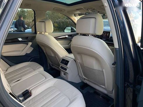 Audi Q5 2018 - фото 27