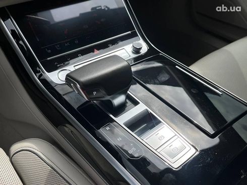 Audi A8 2018 черный - фото 54