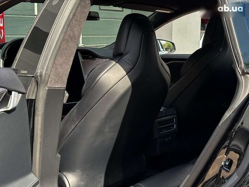 Tesla Model S 2020 - фото 17