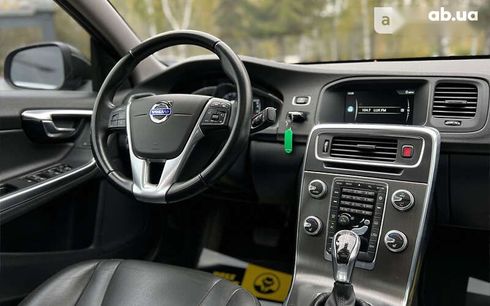 Volvo S60 2015 - фото 13