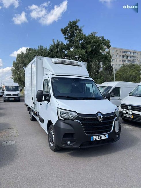 Renault Master 2021 - фото 13