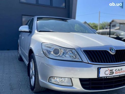 Skoda Octavia 2012 - фото 3