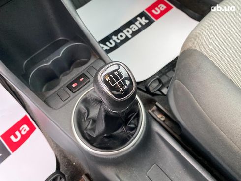 Skoda Fabia 2013 синий - фото 52