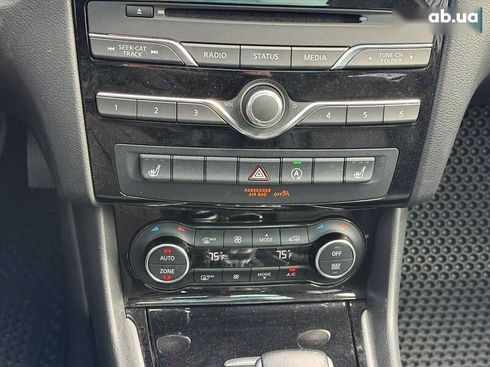 Infiniti QX30 2018 - фото 25