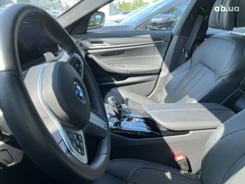 BMW 5 серия 2022 - фото 15