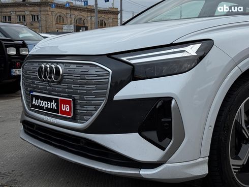 Audi Q4 e-tron 2023 белый - фото 4