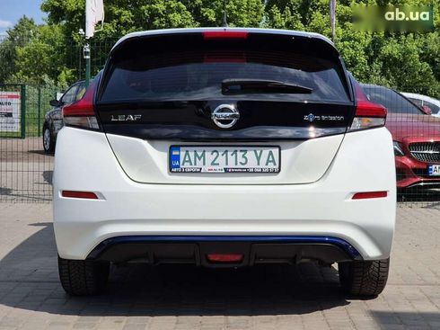 Nissan Leaf 2022 - фото 16