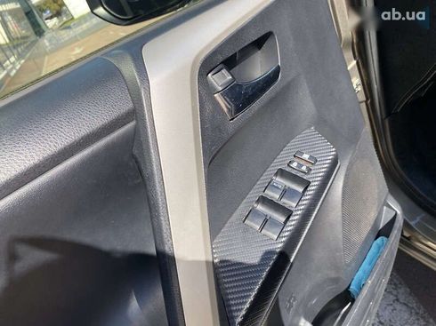 Toyota RAV4 2015 - фото 18