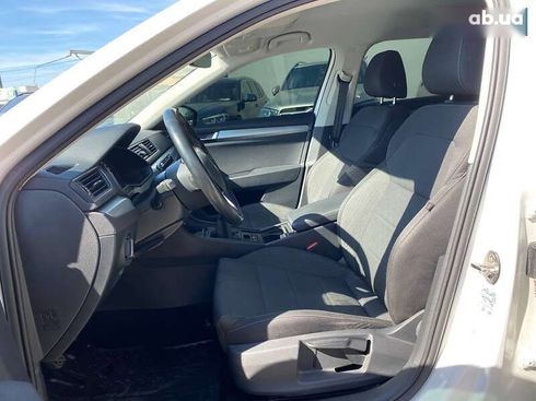 Skoda Superb 2019 - фото 19