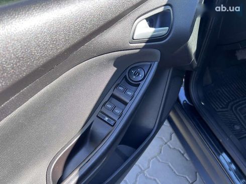 Ford Focus 2014 - фото 18