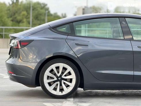 Tesla Model 3 2021 - фото 5