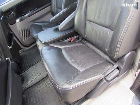 Mitsubishi Grandis 2007 - фото 13