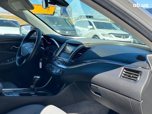 Chevrolet Impala 2016 серый - фото 19