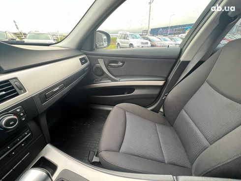 BMW 3 серия 2012 черный - фото 21