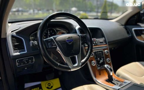 Volvo XC60 2017 - фото 21