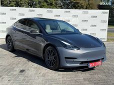 Продаж вживаних Tesla Model 3 у Луцьку - купити на Автобазарі