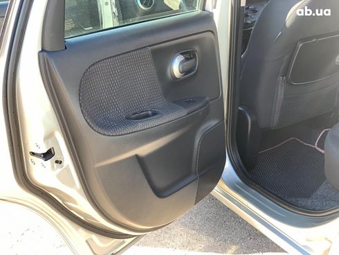 Nissan Note 2007 серый - фото 17