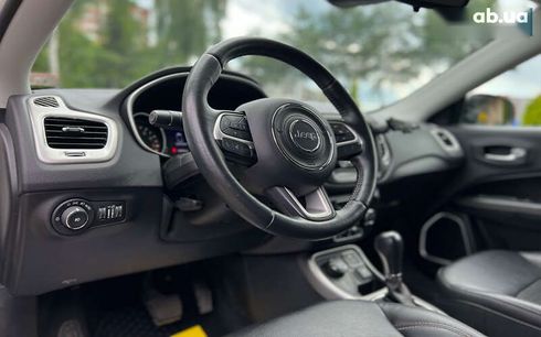Jeep Compass 2018 - фото 19