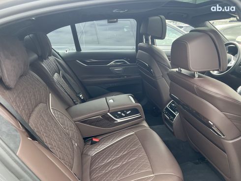 BMW 7 серия 2020 - фото 26