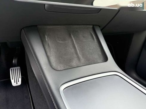 Tesla Model Y 2021 - фото 24