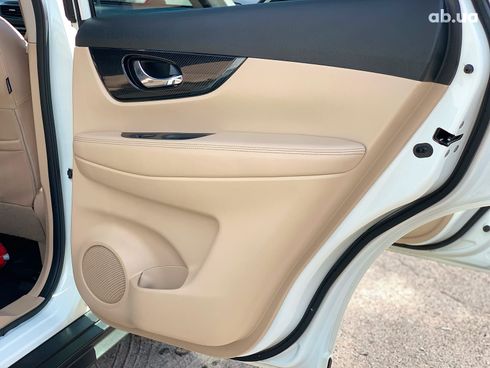 Nissan X-Trail 2017 белый - фото 22