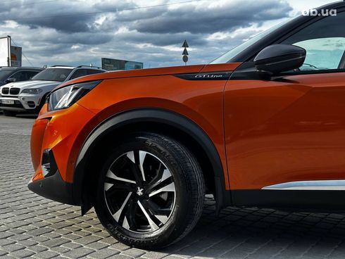 Peugeot 2008 2020 оранжевый - фото 3